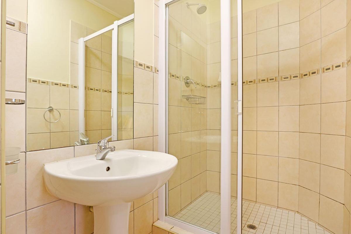 Capri 101 By Hostagents Apartment Кейптаун Екстериор снимка