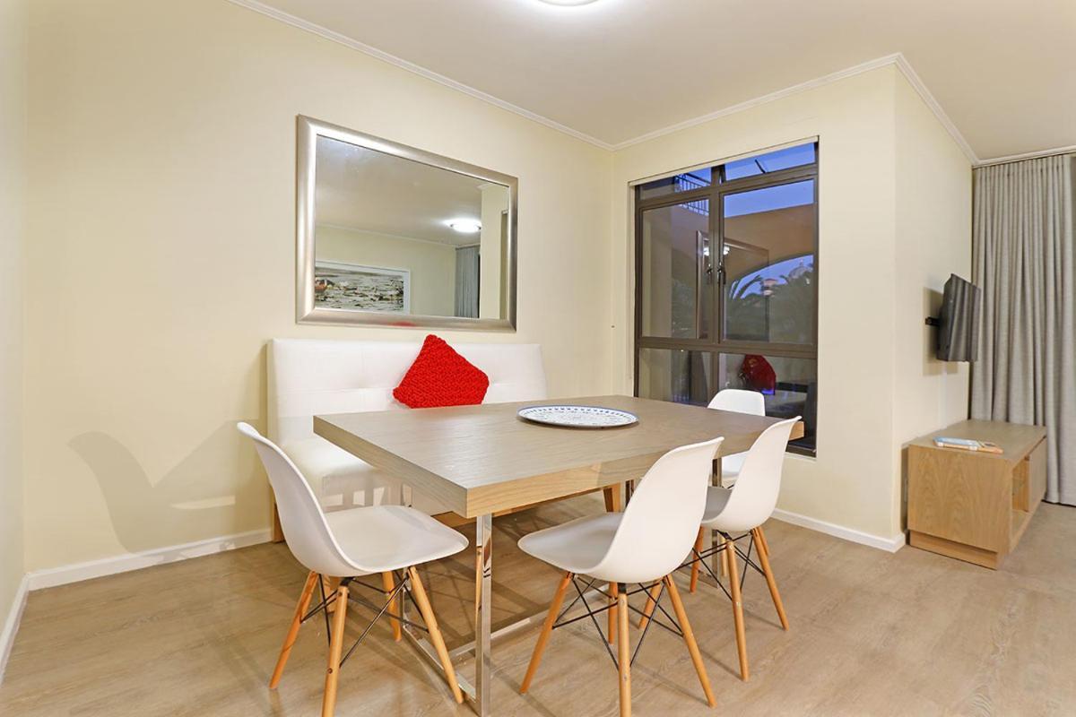 Capri 101 By Hostagents Apartment Кейптаун Екстериор снимка