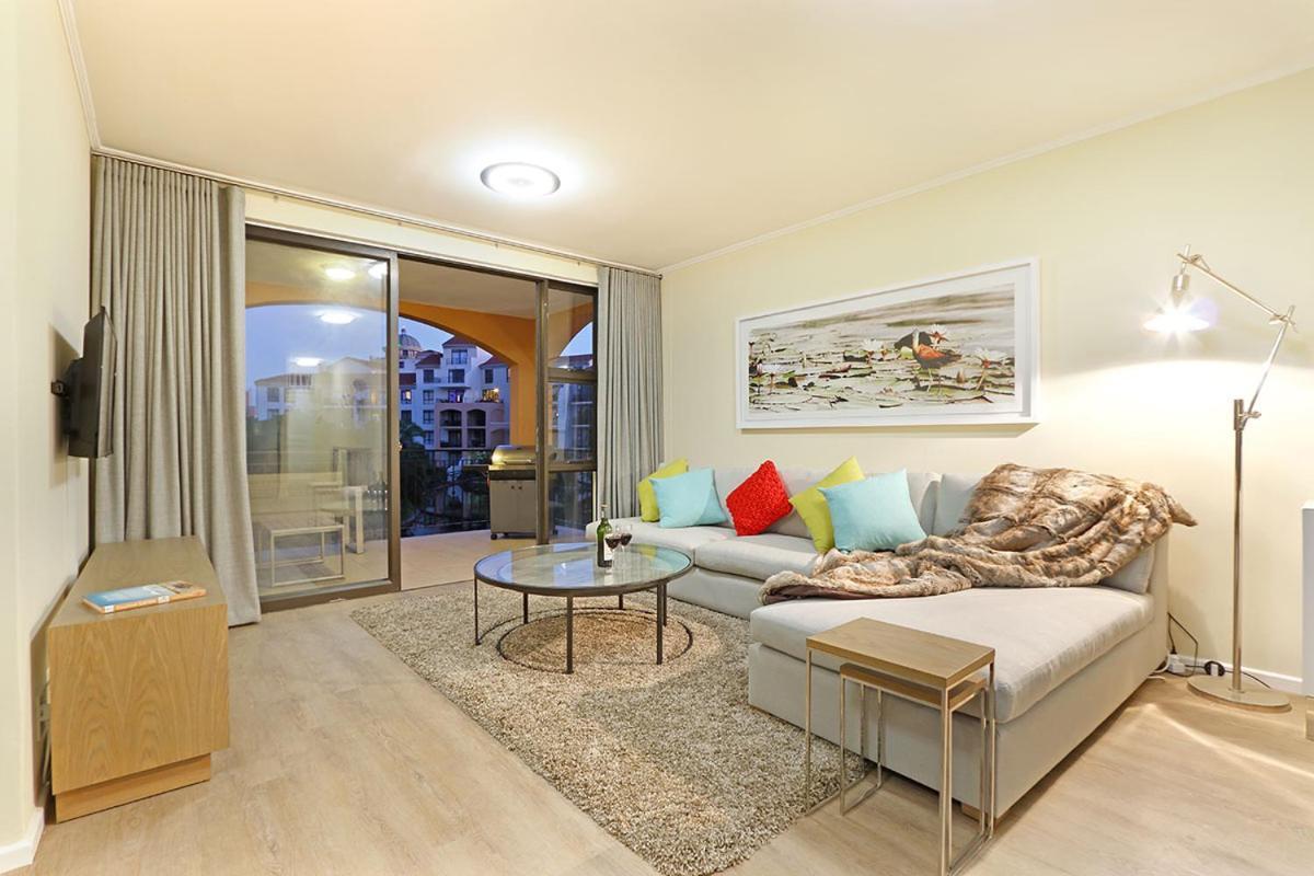 Capri 101 By Hostagents Apartment Кейптаун Екстериор снимка